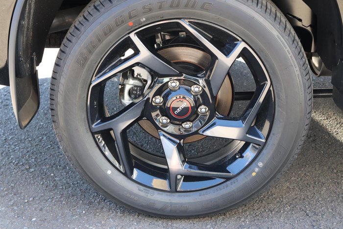 2025 Isuzu MU-X X-TERRAIN