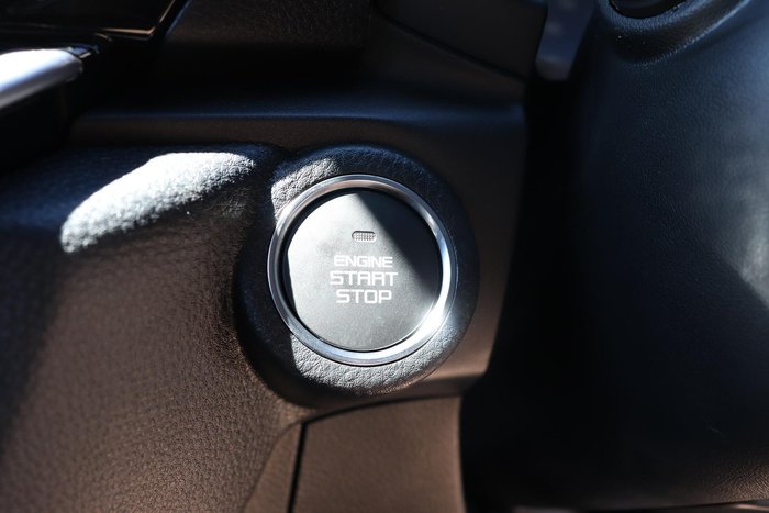 2025 Isuzu MU-X X-TERRAIN