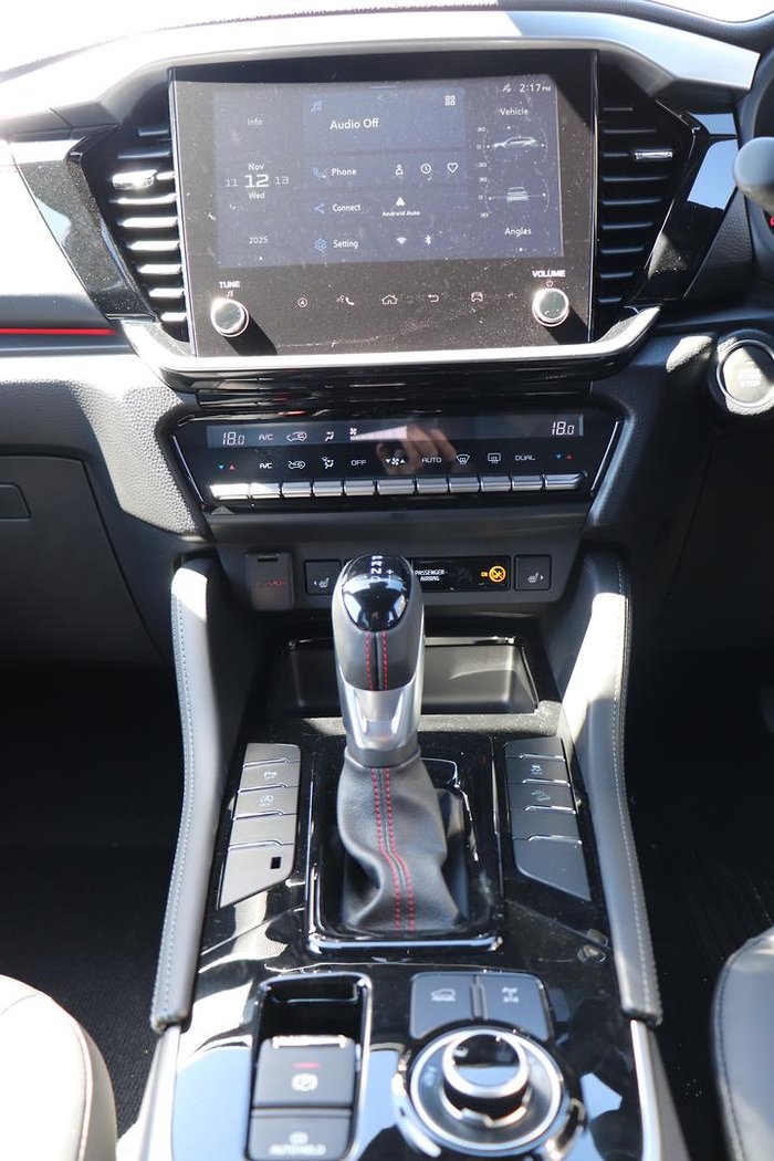 2025 Isuzu MU-X X-TERRAIN