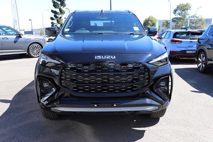 2025 Isuzu MU-X X-TERRAIN