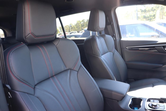 2025 Isuzu MU-X X-TERRAIN