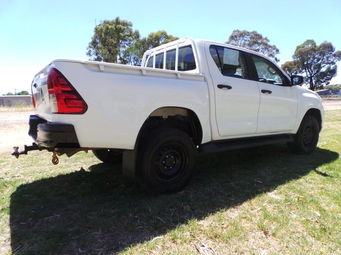 2020 Toyota Hilux SR