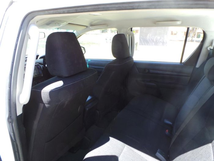 2020 Toyota Hilux SR