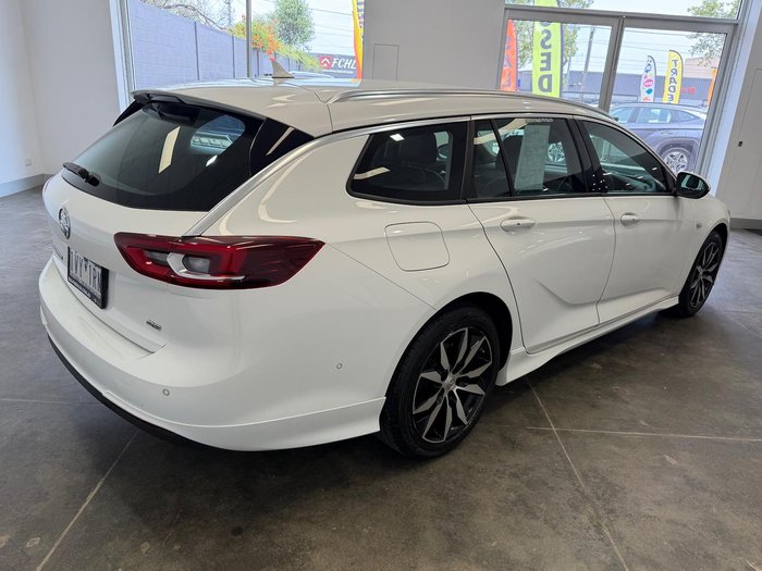 2018 Holden Commodore RS