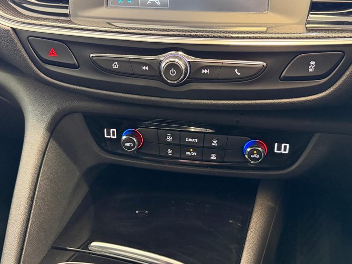 2018 Holden Commodore RS