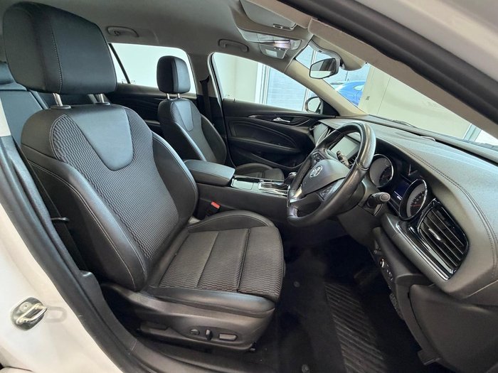 2018 Holden Commodore RS