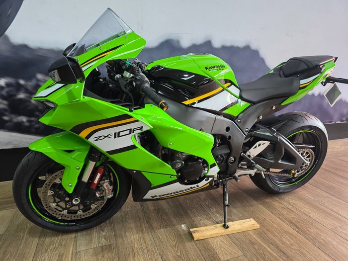 2025 Kawasaki 2025 Kawasaki 1000CC NINJA ZX-10R SPORTS GREEN