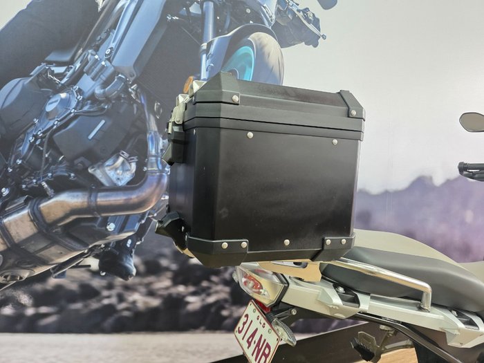 2015 BMW Motorrad R1200 GS GREEN