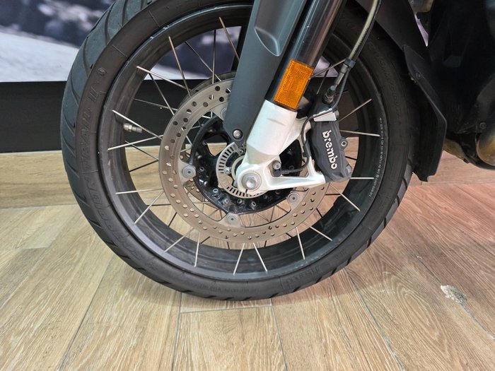 2015 BMW Motorrad R1200 GS GREEN