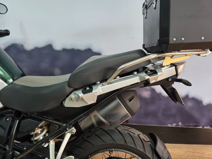 2015 BMW Motorrad R1200 GS GREEN