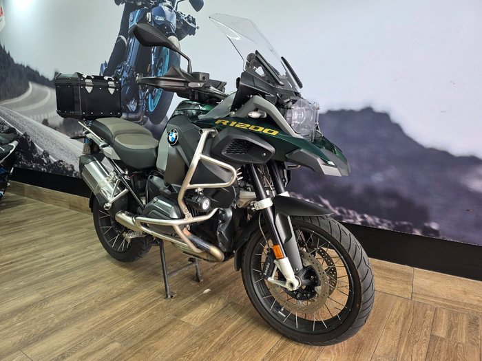 2015 BMW Motorrad R1200 GS GREEN