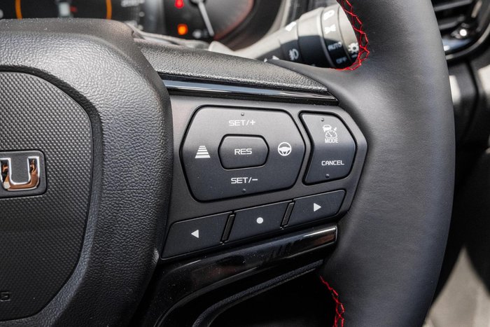 2025 Isuzu D-MAX X-TERRAIN