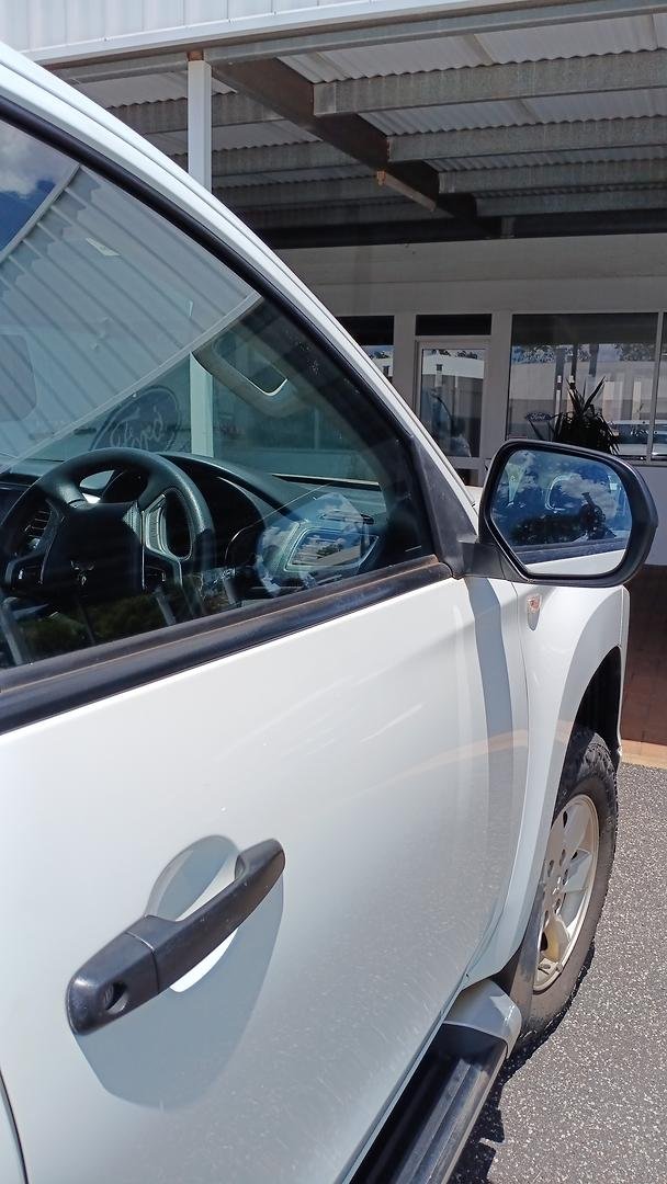 2010 Mitsubishi Triton GLX MN MY10 4x2 White