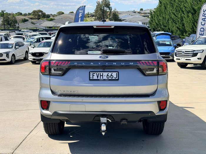 2024 Ford Everest Platinum