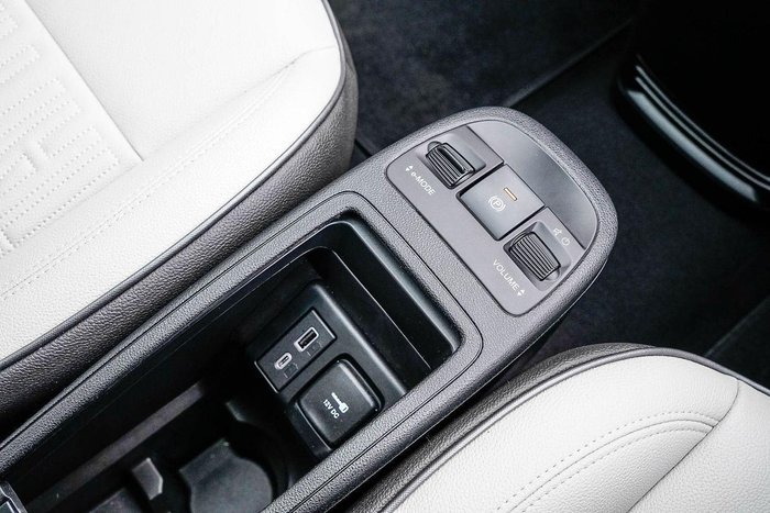 2023 Fiat 500e La Prima