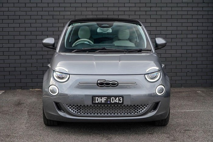 2023 Fiat 500e La Prima