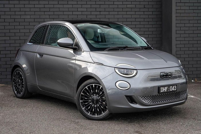 2023 Fiat 500e La Prima