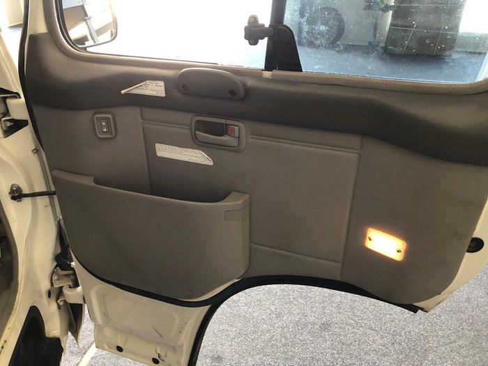 2013 Toyota Coaster Deluxe XZB50R White