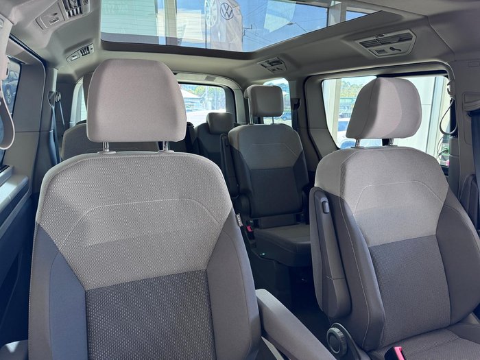 2025 Volkswagen Multivan TDI360 Life