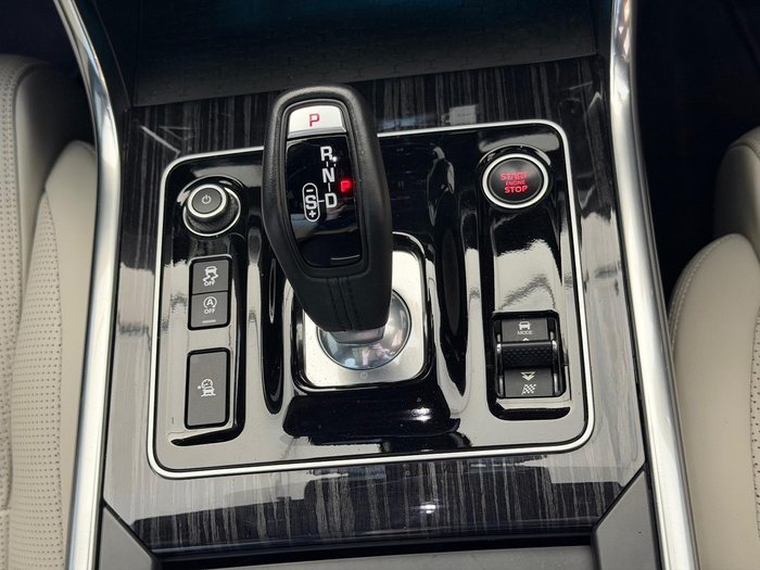 2022 Jaguar XE P300 R-Dynamic HSE