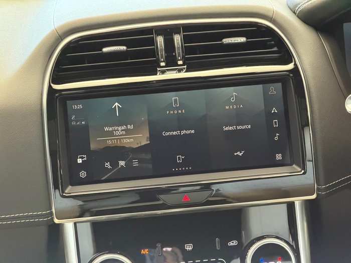 2022 Jaguar XE P300 R-Dynamic HSE