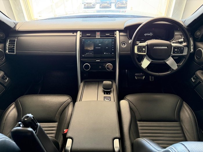 2021 Land Rover Discovery P360 R-Dynamic SE