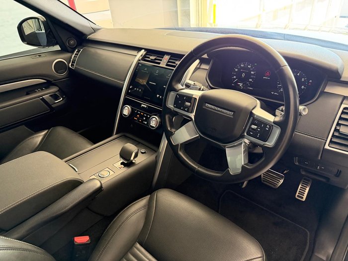 2021 Land Rover Discovery P360 R-Dynamic SE