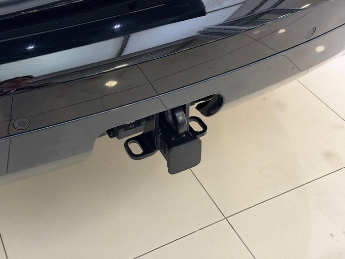 2021 Land Rover Discovery P360 R-Dynamic SE