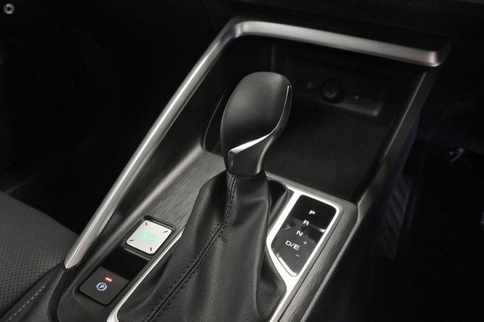 2025 MG ZS Essence ZS32 MY25 Dover White