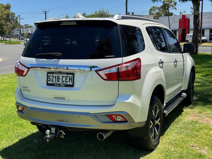 2019 Isuzu MU-X LS-T
