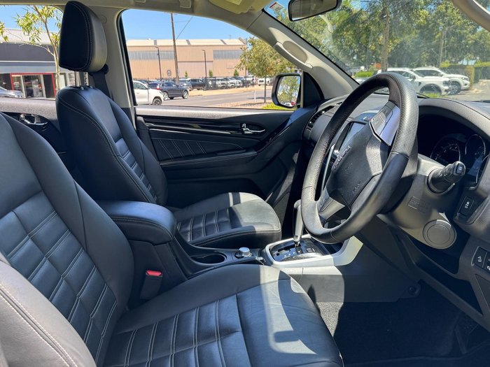 2019 Isuzu MU-X LS-T