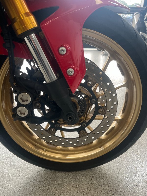 2022 Yamaha YZF-R7LAWGP 60TH ANNIV RED/WHITE