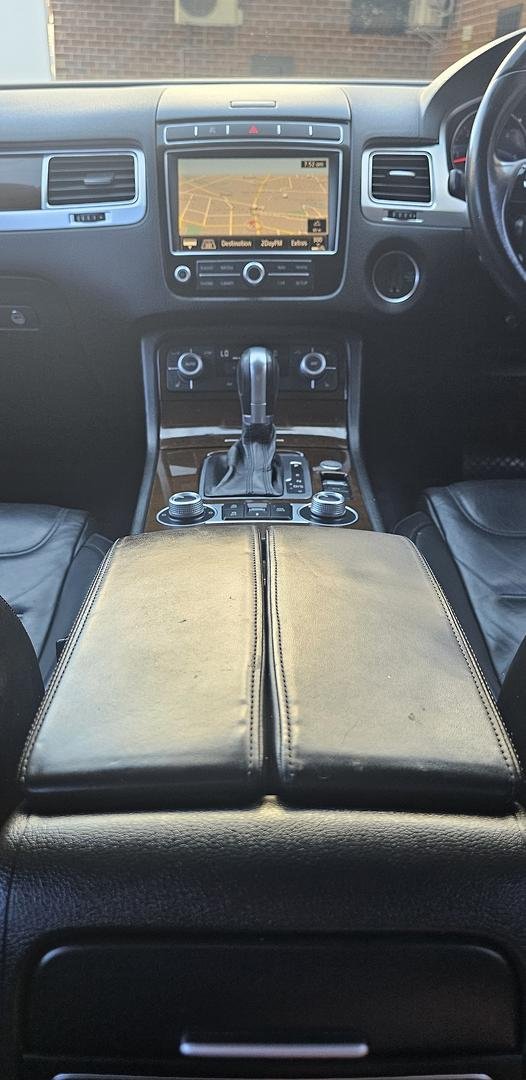 2016 Volkswagen Touareg V6 TDI 7P MY16 Four Wheel Drive Canyon Grey