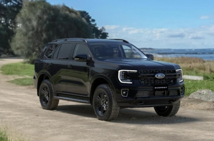 2025 Ford Everest Black Edition