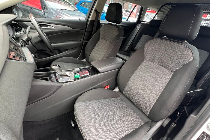 2019 Holden Commodore LT