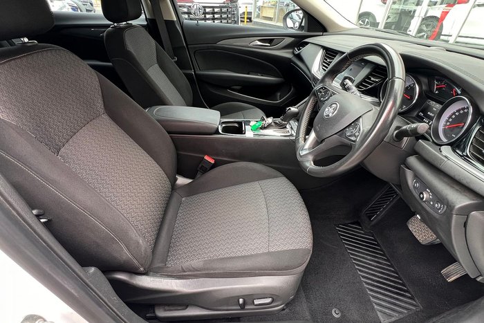 2019 Holden Commodore LT