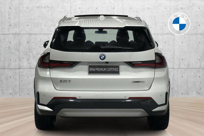 2024 BMW iX1 xDrive30 xLine