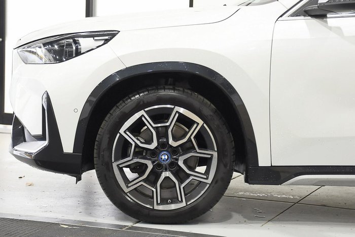 2024 BMW iX1 xDrive30 xLine