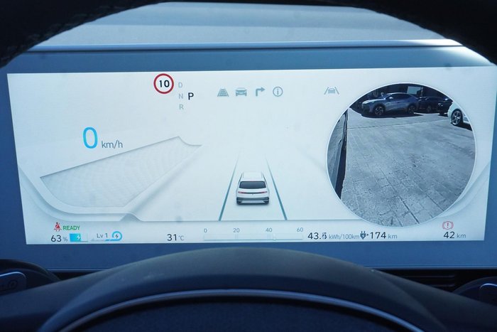 2023 Hyundai IONIQ 5 Essential