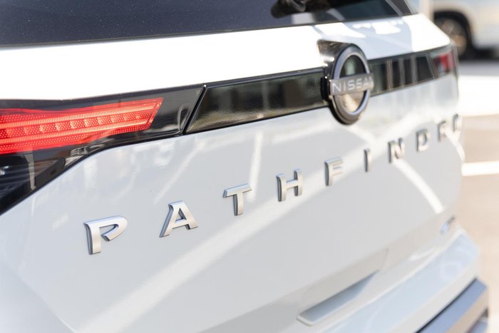 2023 Nissan Pathfinder Ti-L