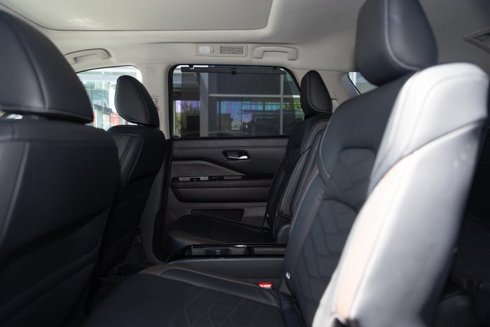 2023 Nissan Pathfinder Ti-L