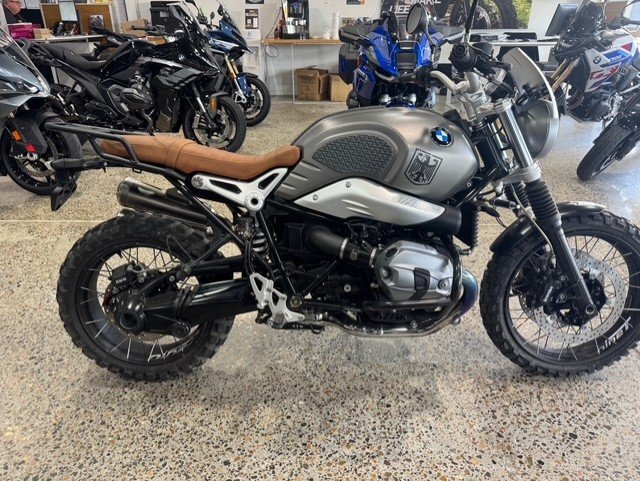2017 BMW Motorrad R1200 R NINE T SCRAMBLER