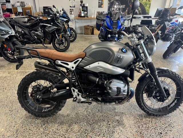 2017 BMW Motorrad R1200 R NINE T SCRAMBLER