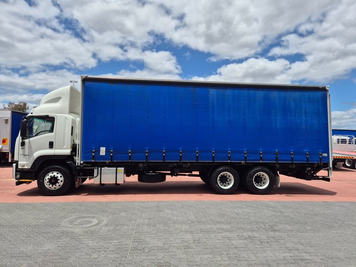 2021 Isuzu Trucks FVL 240-300 AUTO 14 Pallet Tautliner/Lift