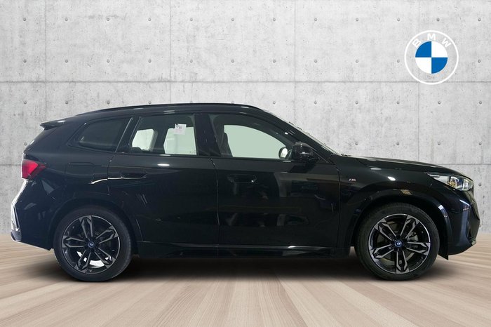 2024 BMW iX1 xDrive30 M Sport