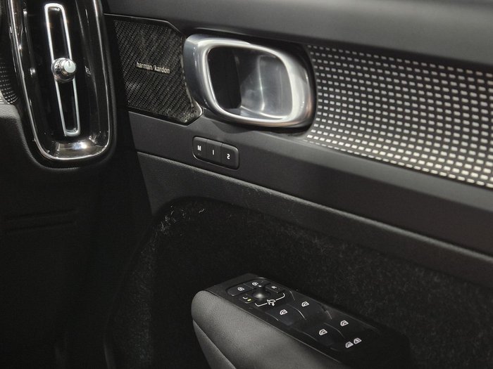 2020 Volvo XC40 Recharge Plug-In Hybrid