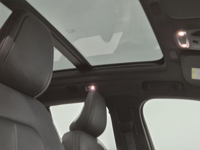 2020 Volvo XC40 Recharge Plug-In Hybrid MY21 Fusion Red