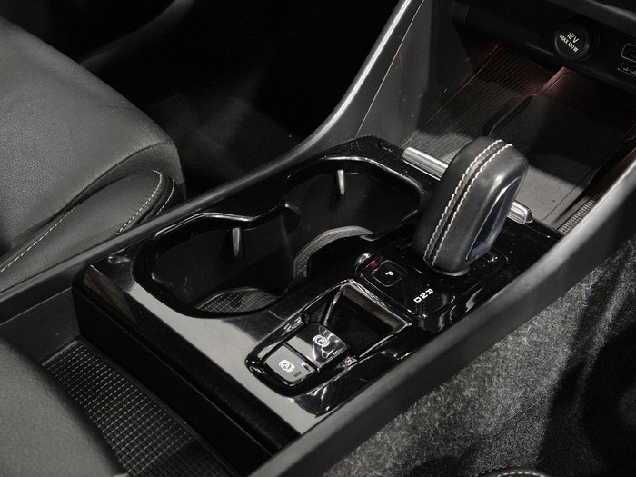 2020 Volvo XC40 Recharge Plug-In Hybrid MY21 Fusion Red