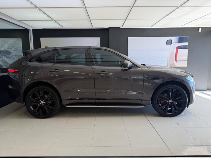 2021 Jaguar F-PACE D300 R-Dynamic SE