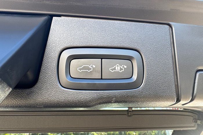 2020 Volvo XC60 T5 Inscription